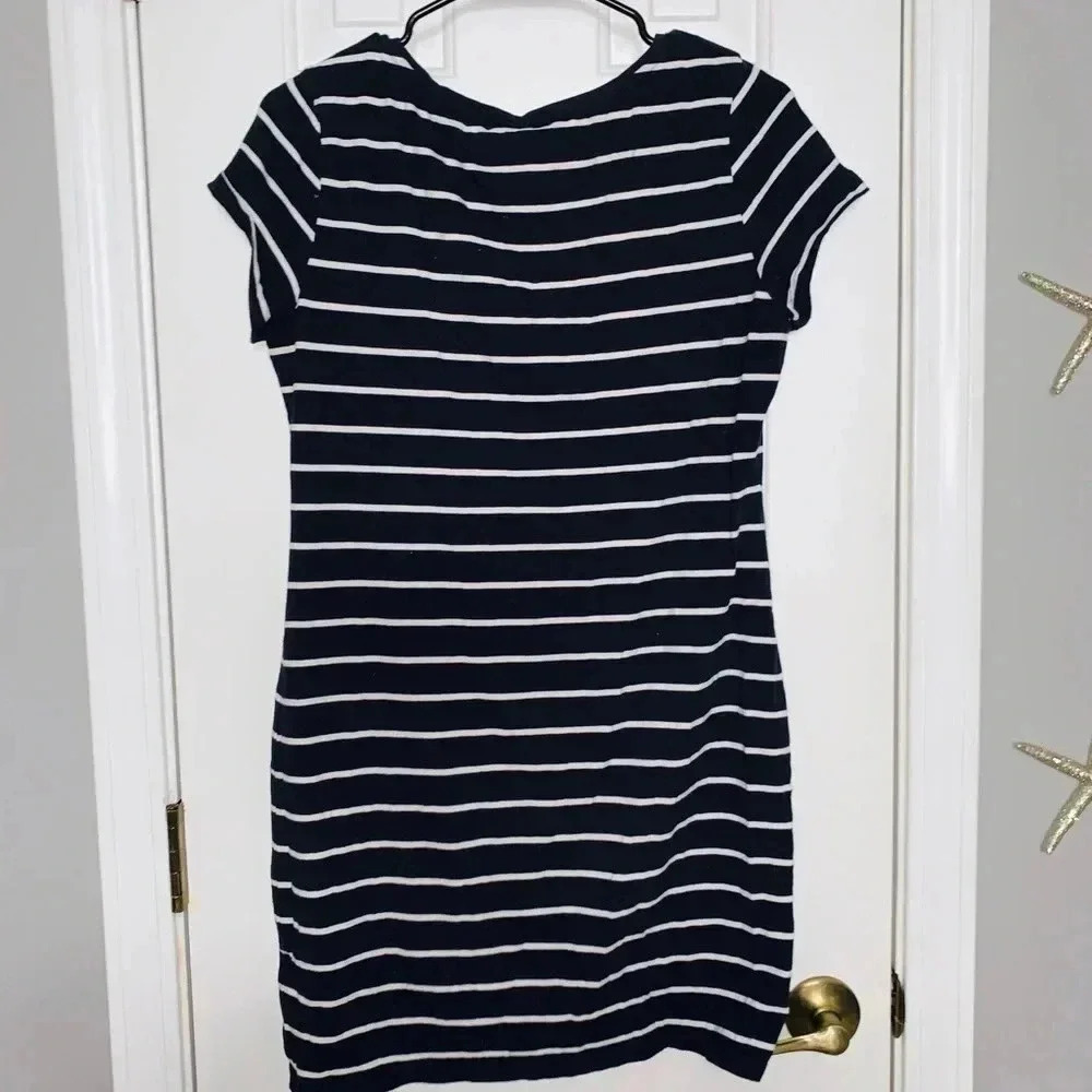 🧾 H&M Dress